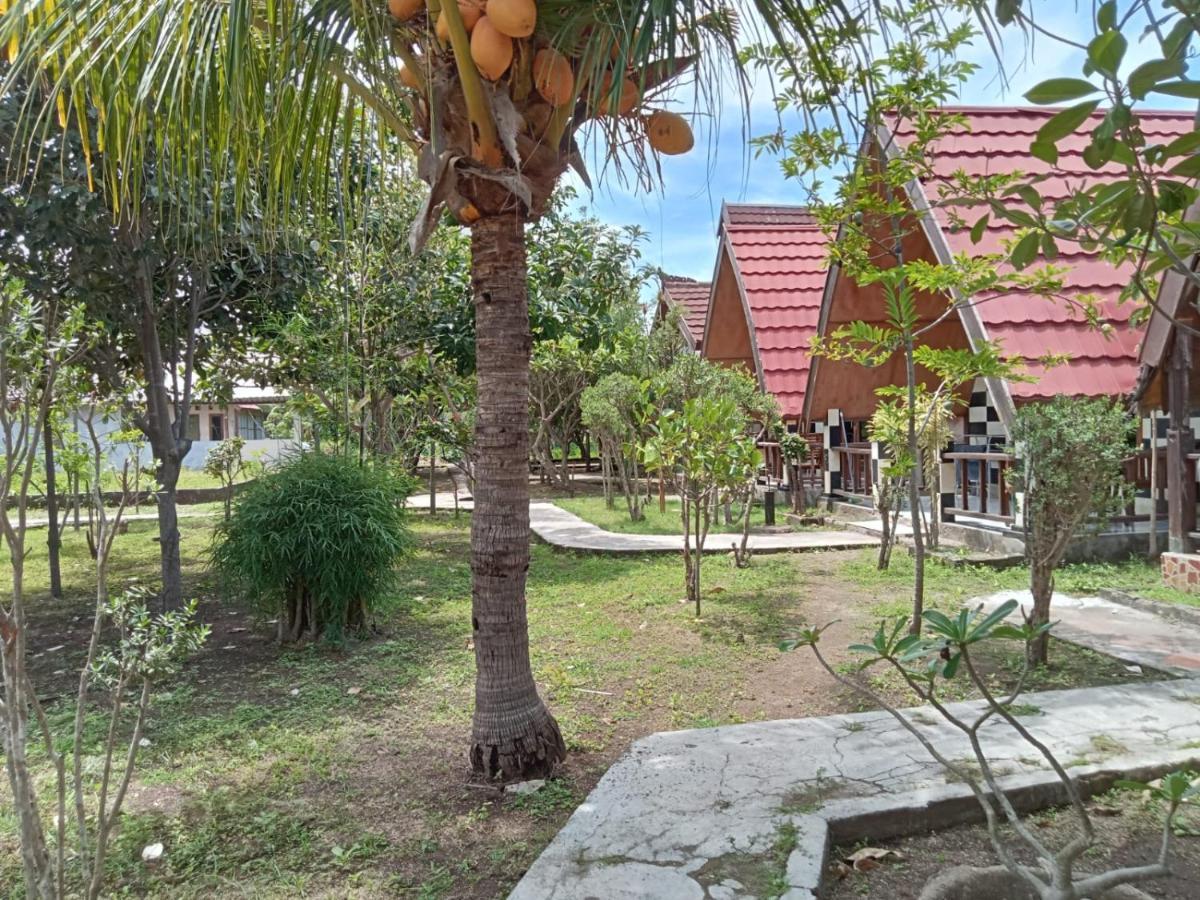 Meno Smile Cottages Gili Meno Exterior foto